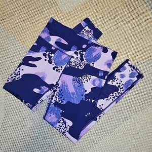 Under Armour Movement Printed Ankle Leggings - Purple Abstract Camo - Size SM